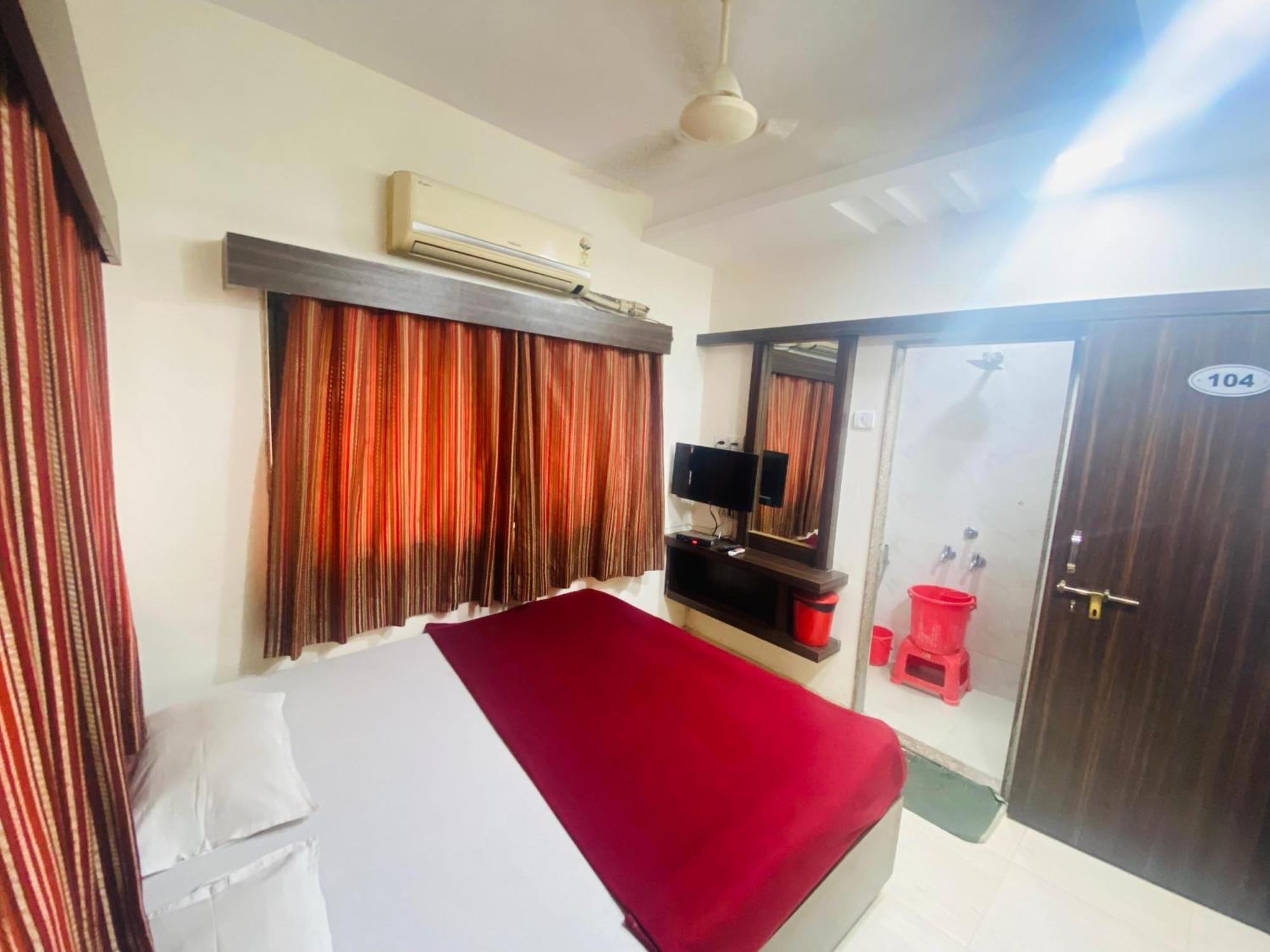 Hotel Sai Bhawani Shirdi Exterior foto